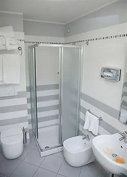 Tiziano 4* טראפאני